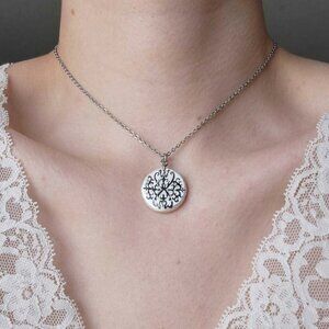 Vintage Victorian Gothic abstract silver circle pendant necklace